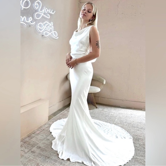 Boho satin wedding dress Etsy Boutique - Picture 2 of 3